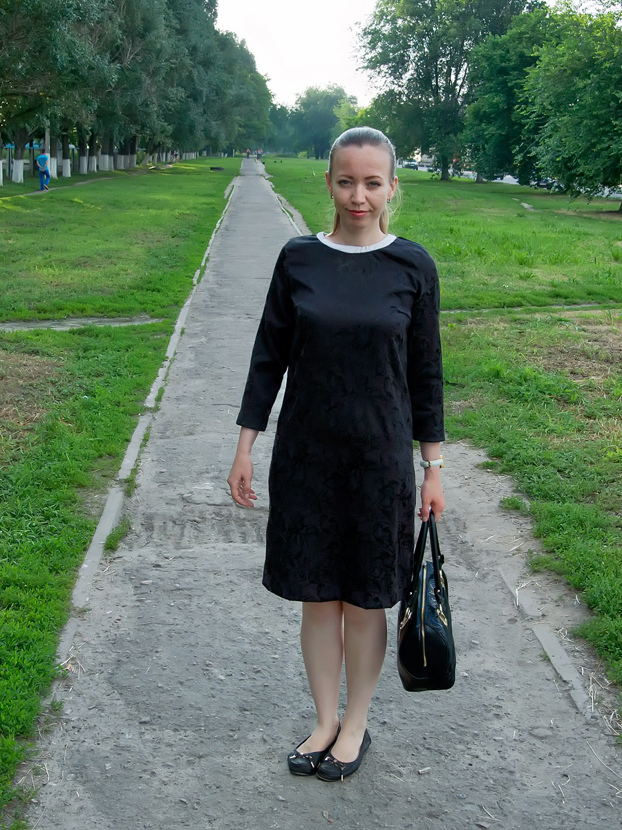Сукня в дусі Шанель