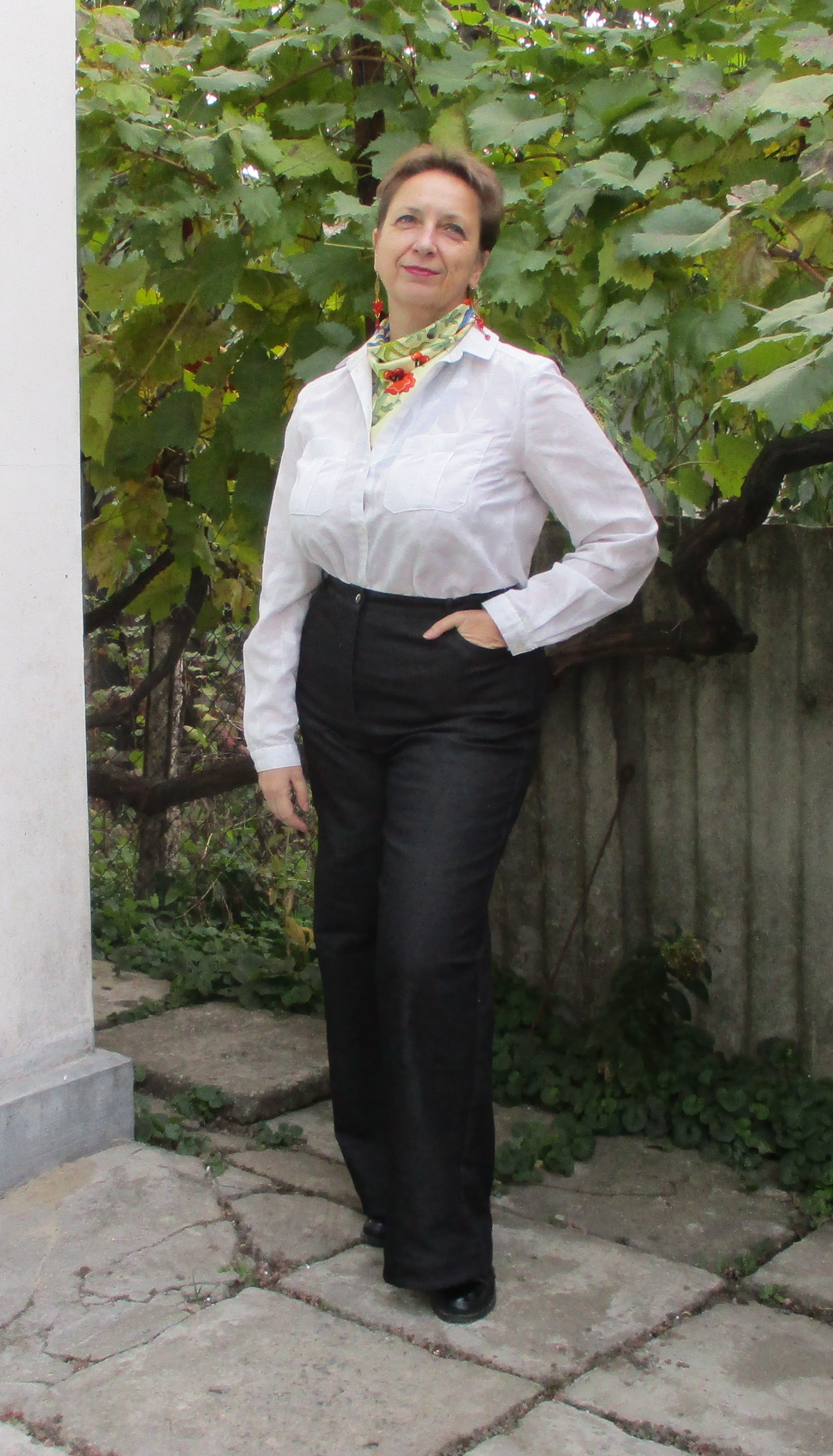 Чорні джинси