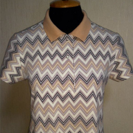 Як виконати застібку-поло на трикотажному виробі