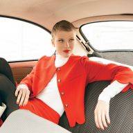 Модель з обкладинки Burda Style 10/2022