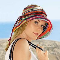 Стильний літній капелюшок, плетений гачком