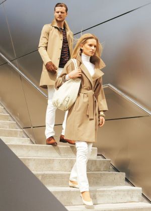 Пальто широкого кроя из шерстяного сукна