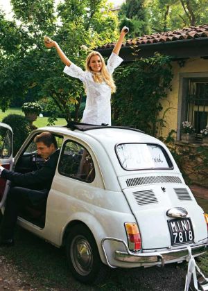 Платье свадебное кружевное А-силуэта