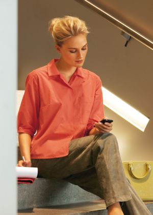 Рубашка батистовая с застежкой на кнопки