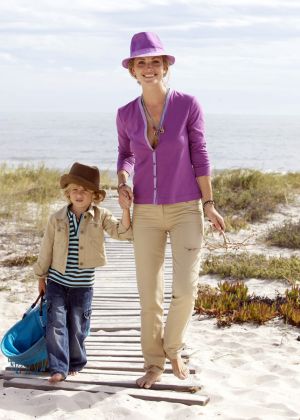 Жакет трикотажний приталеного силуету