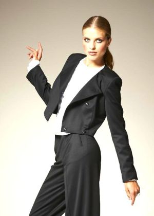 Блузка двубортная приталенного силуэта