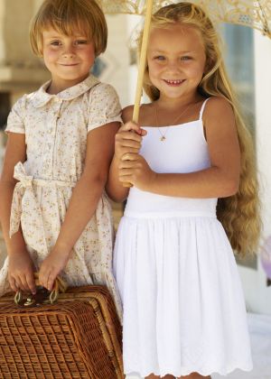 Сарафан з широкою спідницею