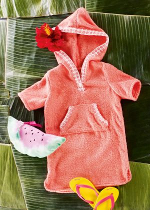 Платье с капюшоном