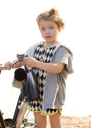 Анорак с приспущенными плечами