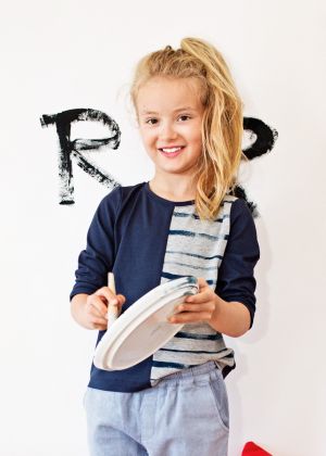 Пуловер з видовженою спинкою