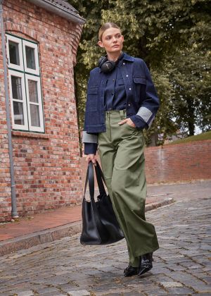 Штани curved leg у джинсовому стилі