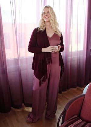 Комбінезон на тонких бретелях у білизняному стилі