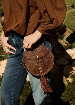 Круглая сумка из искусственной кожи