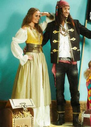 Костюм "Пиратка" - платье, юбка, пояс