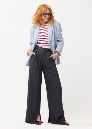 Брюки свободного кроя с разрезами в шаговых швах