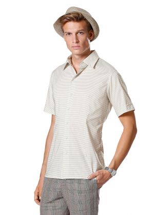 Рубашка приталенного кроя с короткими рукавами