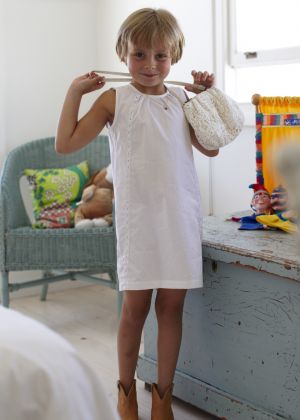 Сукня А-силуету з мереживним оздобленням