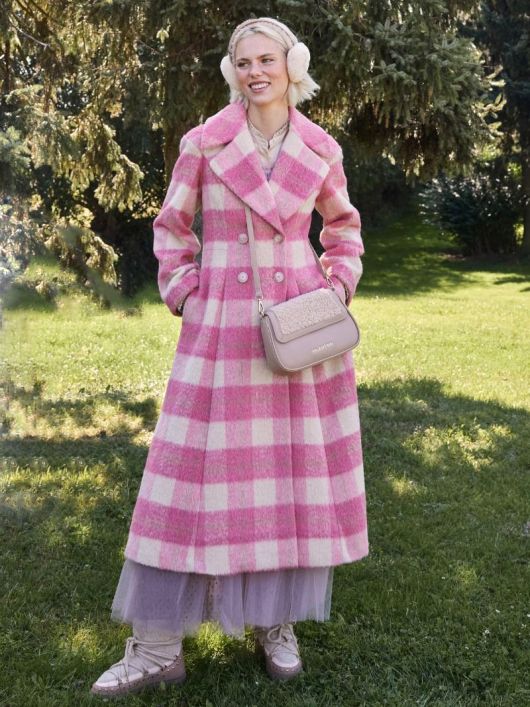 Пальто двубортное длины миди