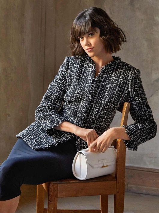 Жакет в стиле Шанель на молнии