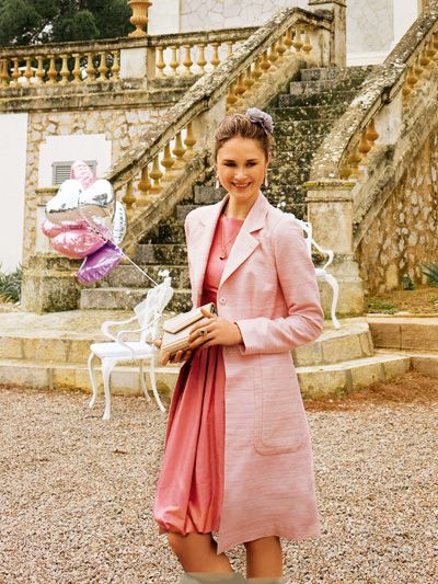 Пальто шовкове приталеного крою