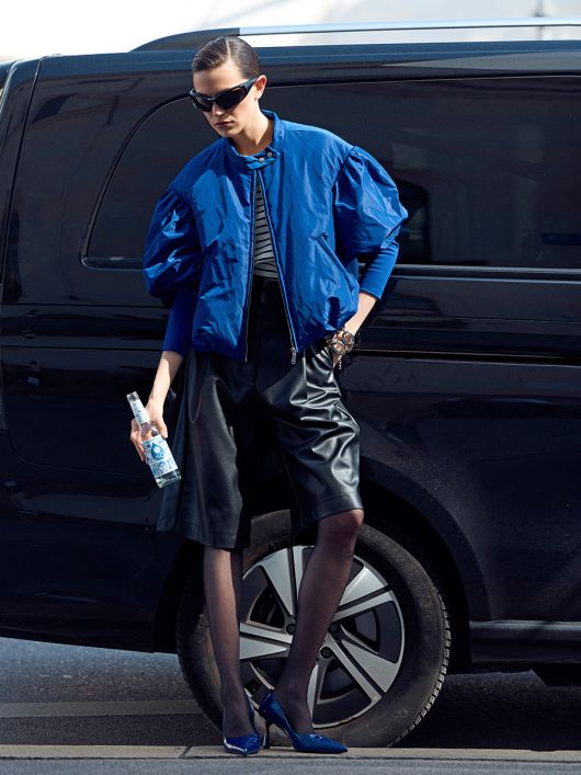 Блузон силуету балон із пишними рукавами