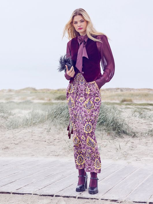 Спідниця міді силуету тюльпан