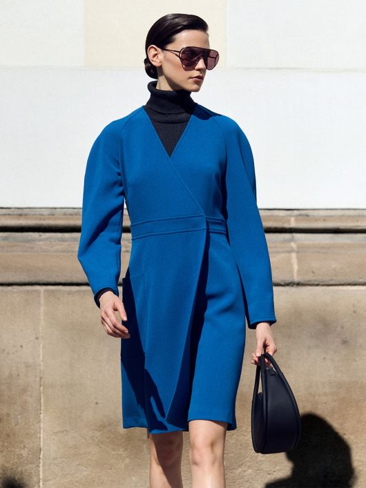 Сукня-пальто з запахом і рукавами реглан