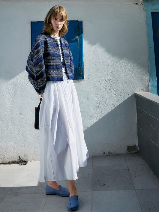 Жакет прямого крою з об’ємними рукавами кімоно