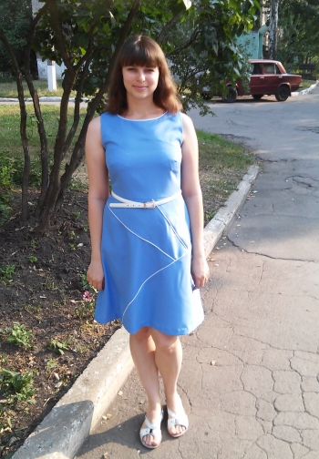 Перша сукня для мене