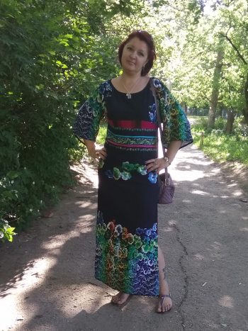 Ну дуже проста сукня