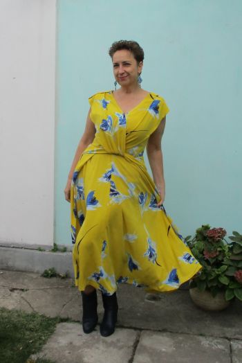 Харизматична сукня