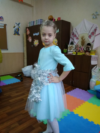 Святкова сукня для дівчинки