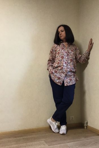 Блузка з кокеткою.