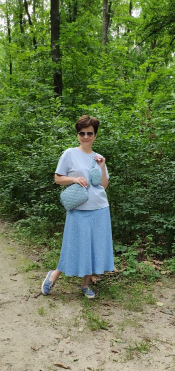 Спідниця з широкою кокеткою. Total blue look.