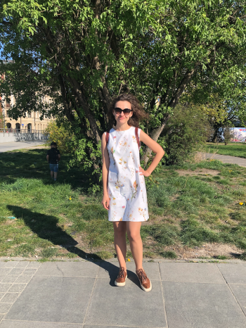 Біла джинсова сукня