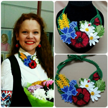 Прикраса в'язана