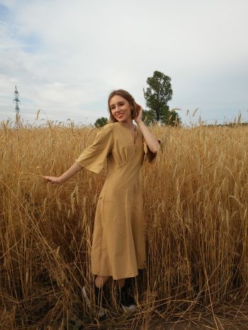 Сукня в пшеничних тонах