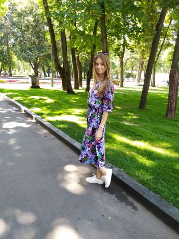 Сукня з квітковим принтом