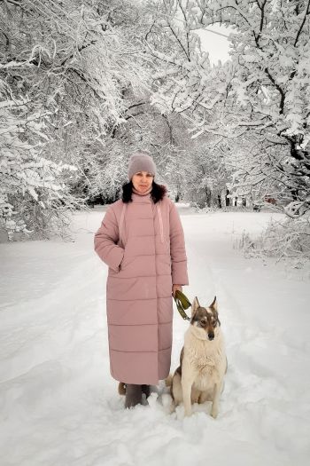 Довгий пуховик