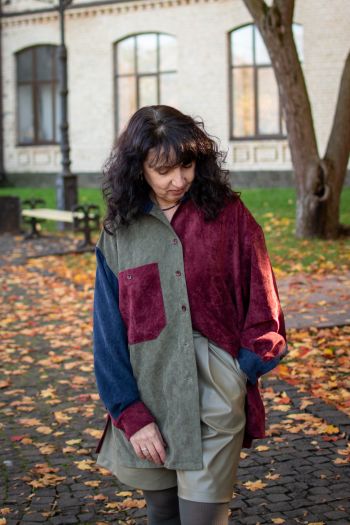 Вельветова сорочка та шорти із екошкіри