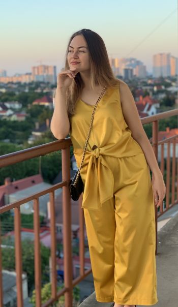 Комбінезон кольору Сонця