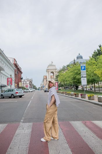 Одеський флеш-моб «Шиємо штани карго»