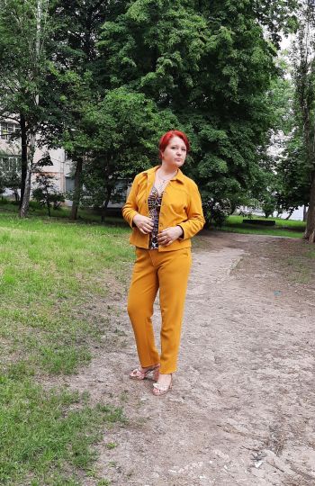 Червневі брючки и Ко
