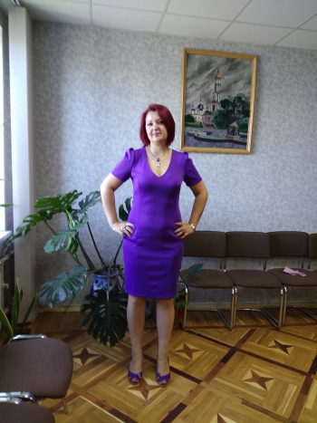 Лилова сукня