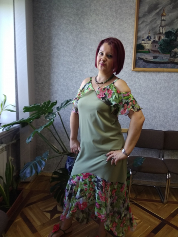 Довгообмірковувана сукня