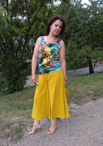 Червнева спідниця-брюки
