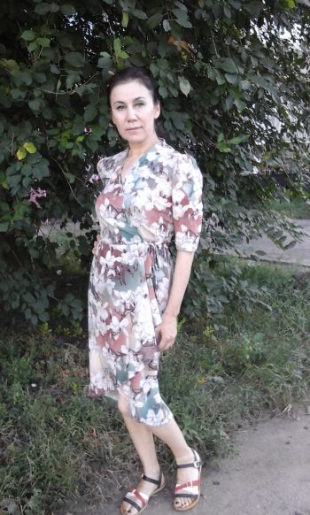 Сукня в азіатському стилі.
