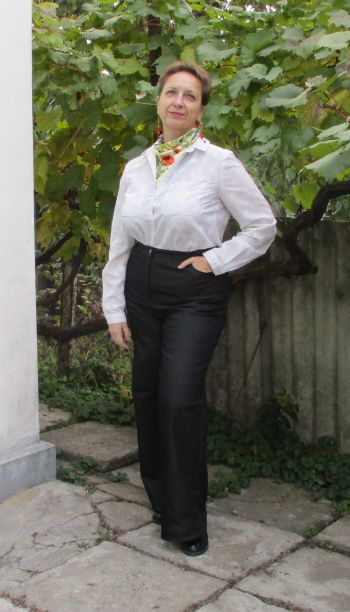 Чорні джинси