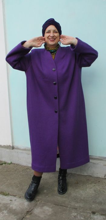 Фіолетове пальто 