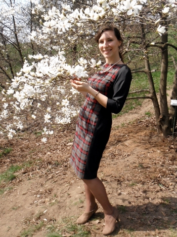 Весняна сукня в клітинку